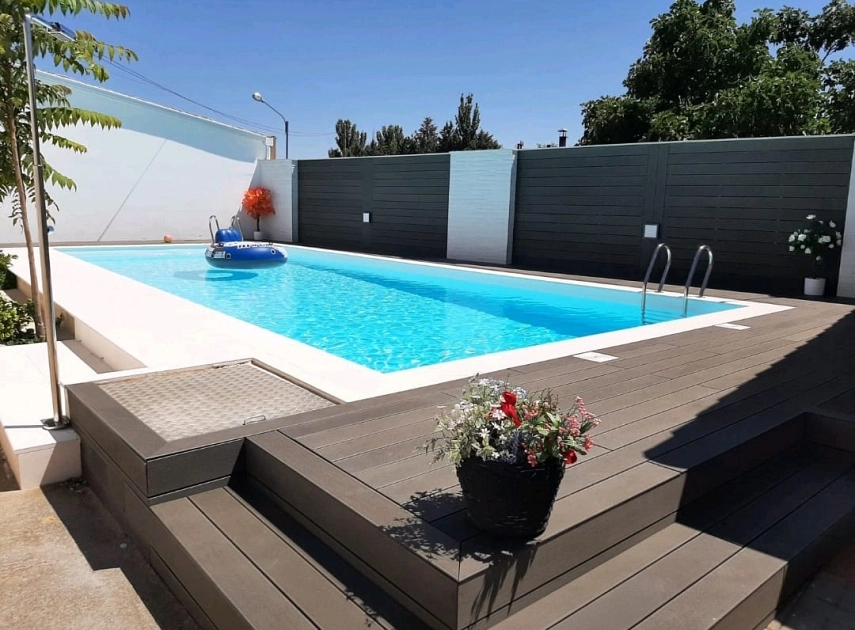 Impermeabilización de piscinas con láminas armadas de PVC Impermeabilización de piscinas con láminas armadas de PVC