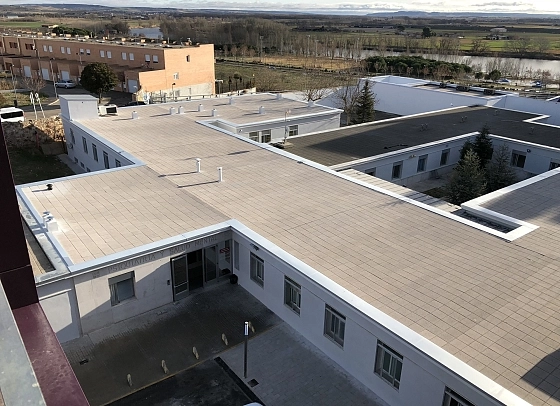 Hospital Provincial, Edificio Salud Mental, Zamora: Impermeabilización cubierta con lámina EPDM sistema flotante 1.100,00 m2