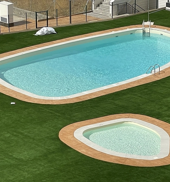 Promoción de viviendas Alto de los Curas, Zamora: Revestimiento e impermeabilización de piscinas con lámina armada de PVC Promoción de viviendas Alto de los Curas, Zamora: Revestimiento e impermeabilización de piscinas con lámina armada de PVC